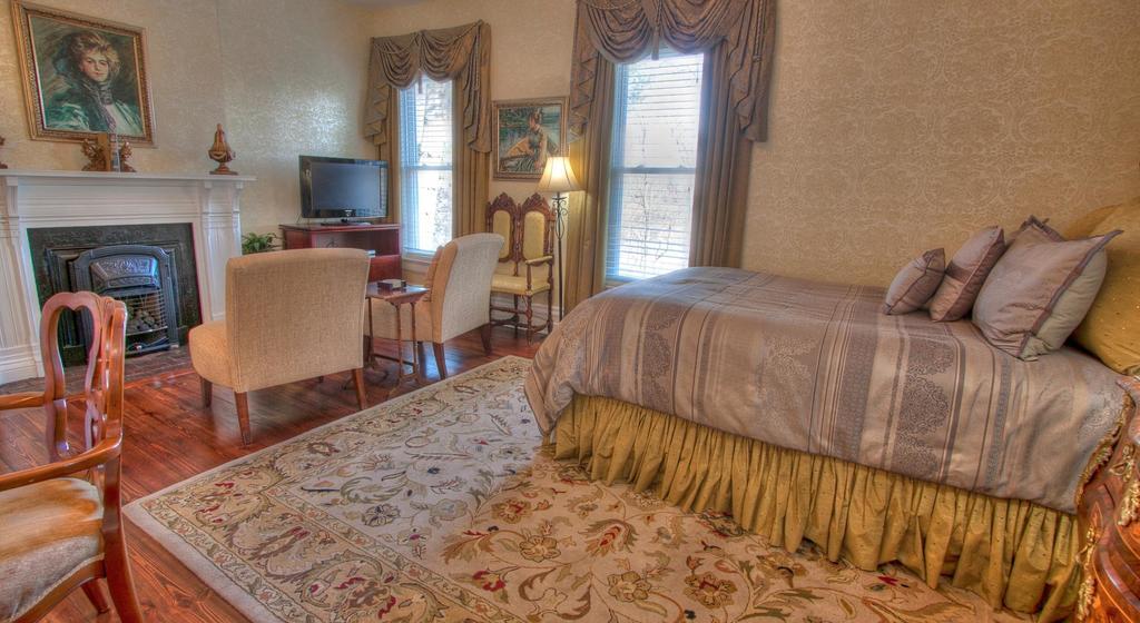 Biltmore Village Inn B&B アシュビル エクステリア 写真